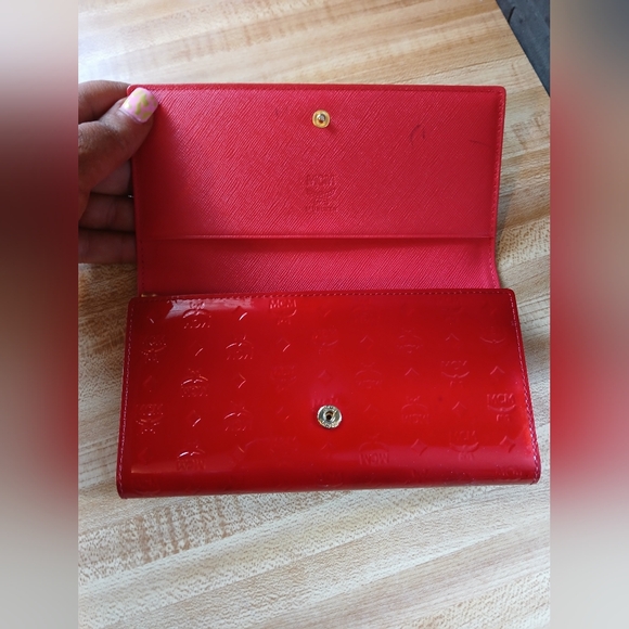MCM EUC Red Patent Leather Wallet W/Gold Stud Detailing - Picture 9 of 12
